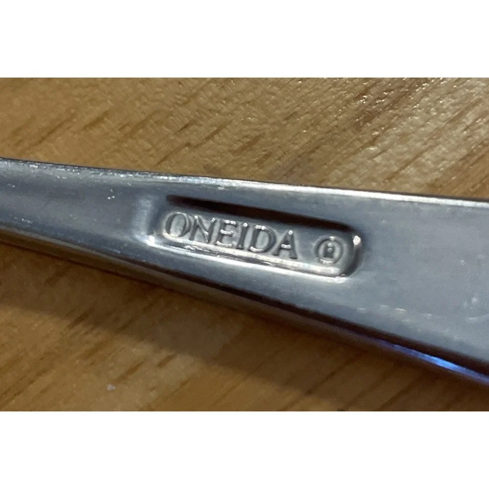 Oneida Continuim Stainless Steel Flatware Set Of 4 Salad Forks Fork Replacements